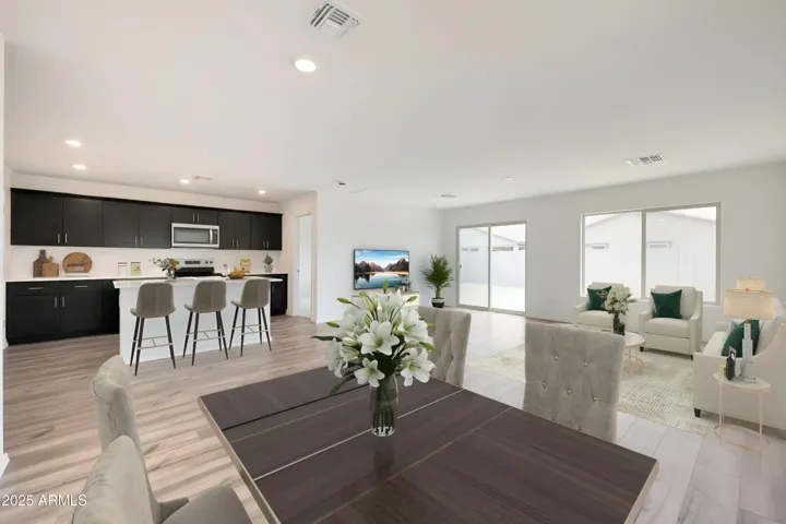 This is a virtually staged Yucca home. Options and colors may vary.