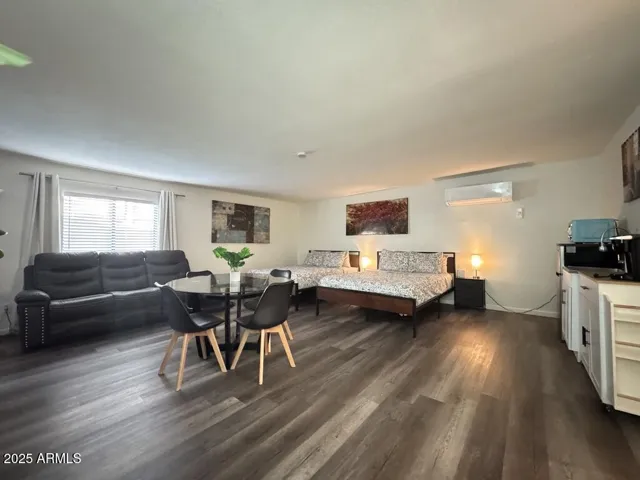 780