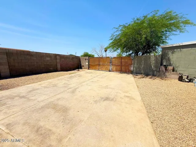 780