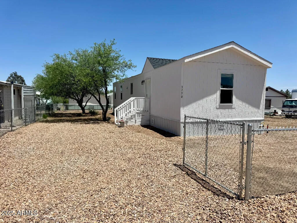 3150 West Linda Lane, III, Benson, AZ, 85602 — photo 2 of 40