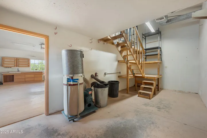 Tons of storage in workshop!