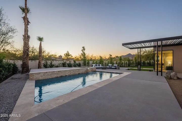 780