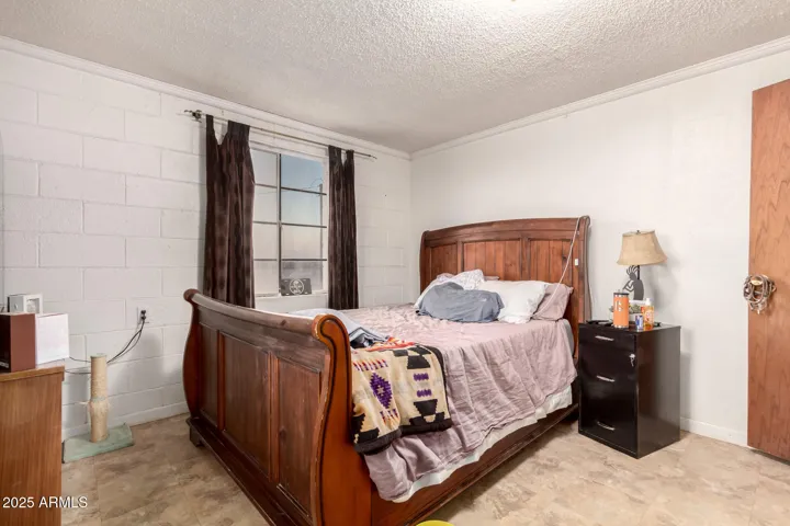 Two large window making this light and bright!