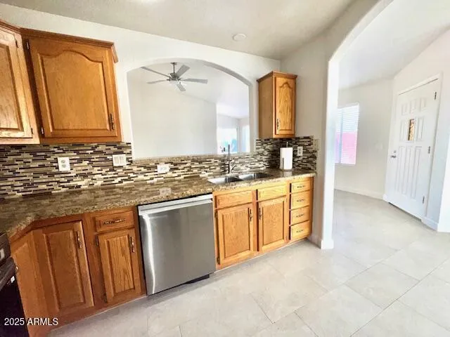780