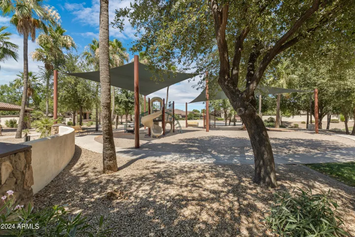 Vasaro has plenty of greenspace offering playground, basketball court and picinic areas.