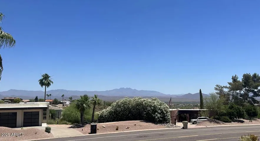 780