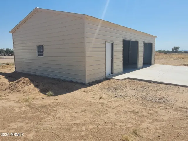 Very recently built garage/shop.