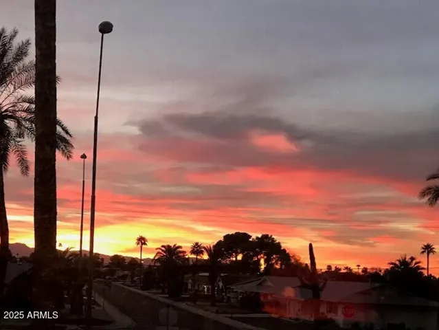 780