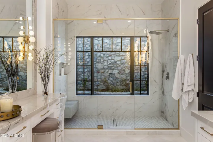 En-suite 1- Bath