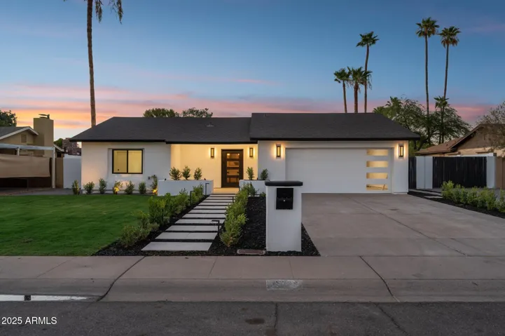 4944 E WINDROSE  Drive, Scottsdale, AZ 85254