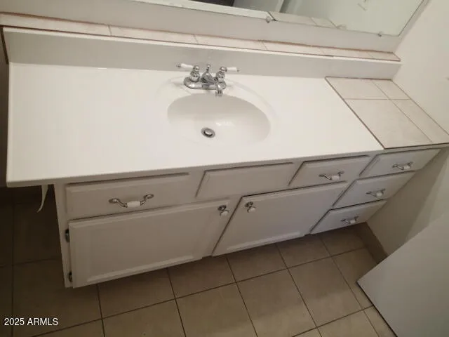 780