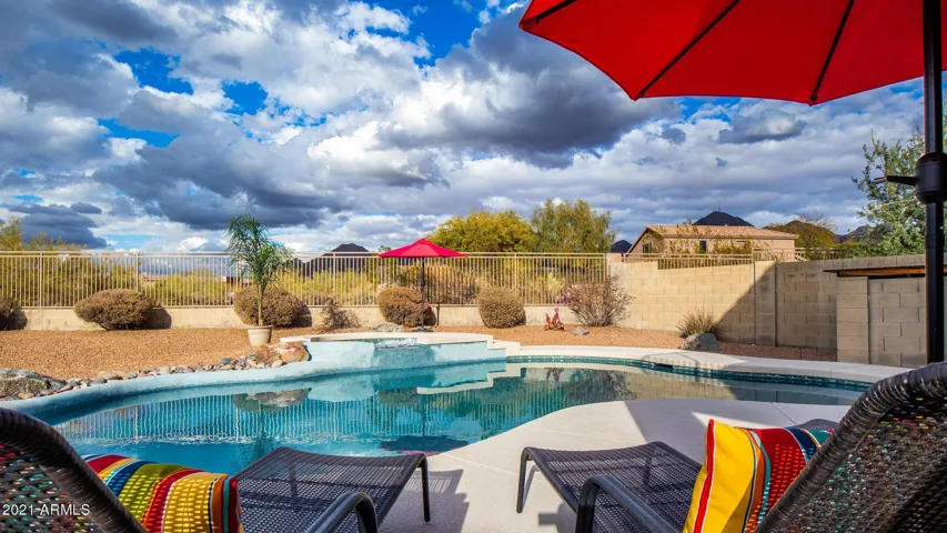HEATED POOL AND SPA!