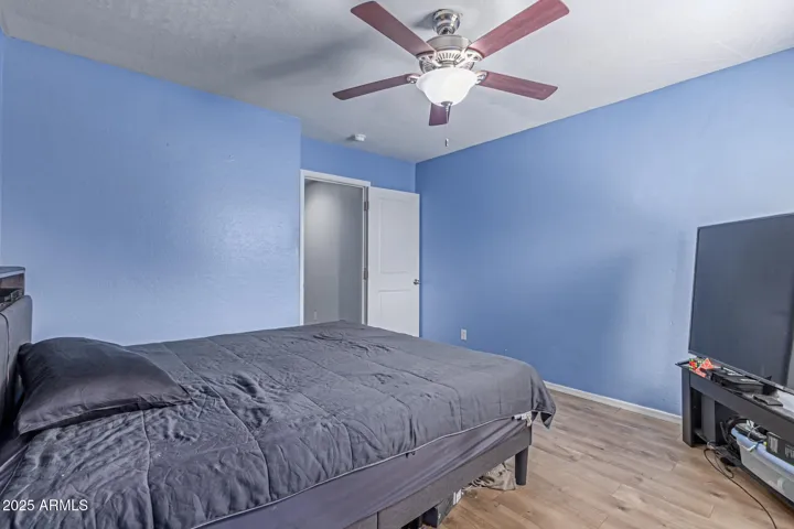 780