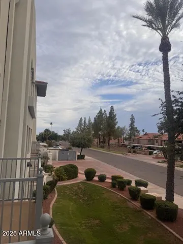 780