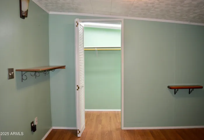 780