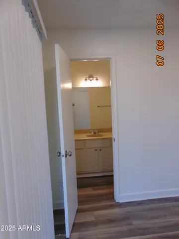 780