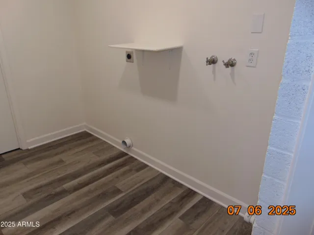 780