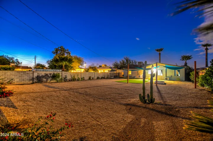 Oversized lot - large enough for pool and ADU