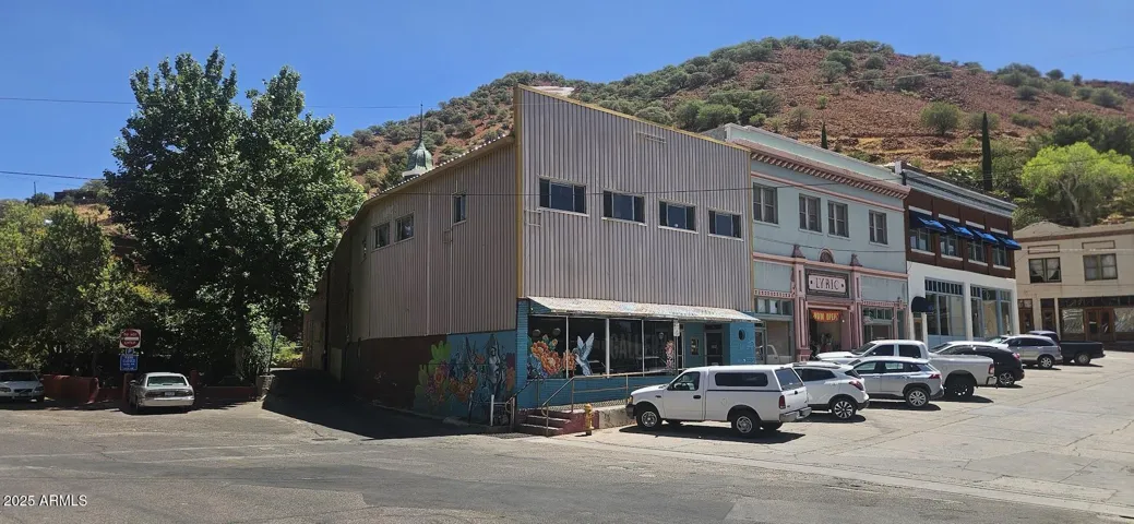 2  Naco  Road, Bisbee, AZ 85603