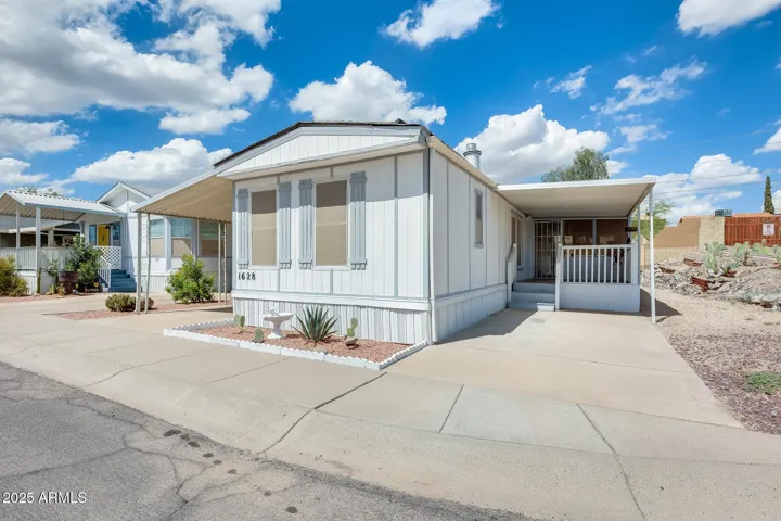 1628 E Villa Rita  Drive, Phoenix, AZ 85022