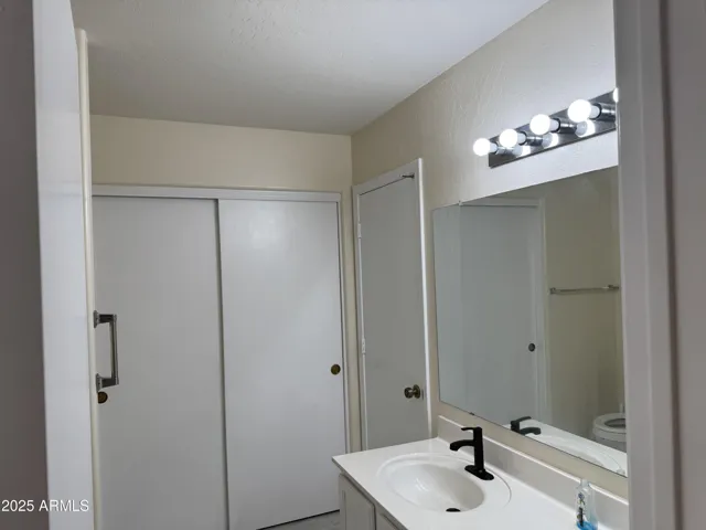 780