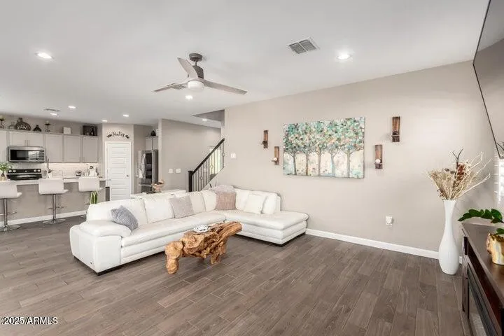 780