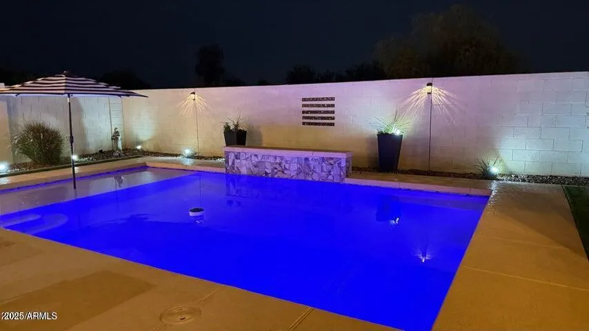 780