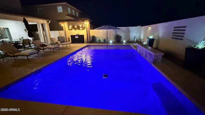 780