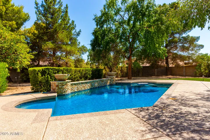 6729 W VILLA THERESA  Drive, Glendale, AZ 85308