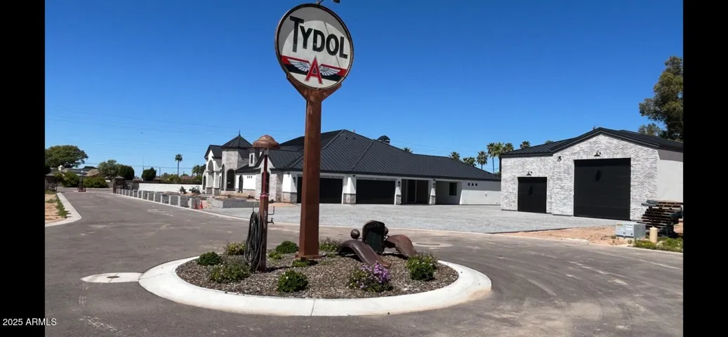 780