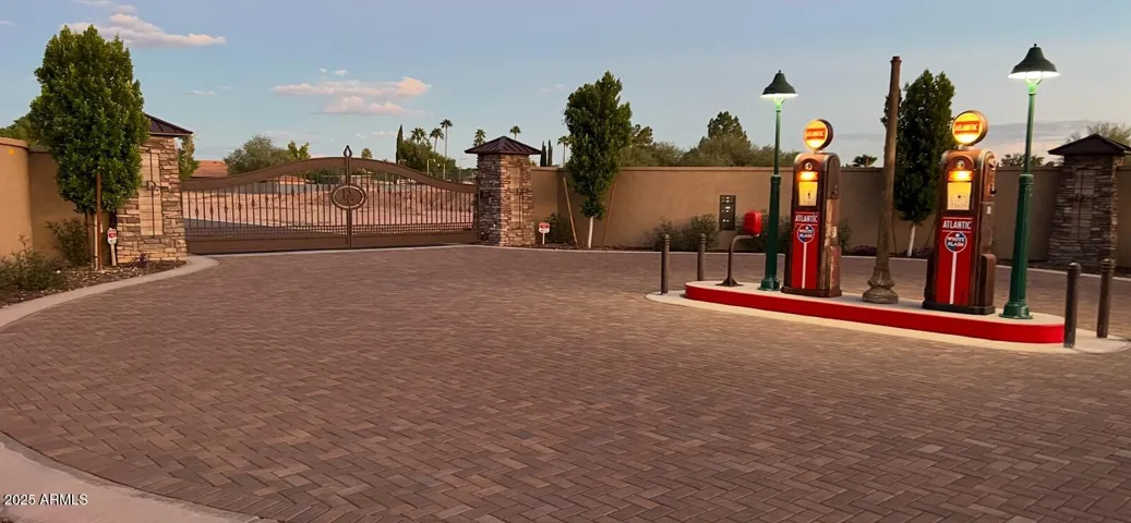 780