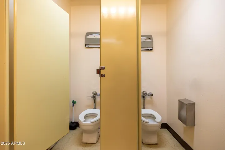 780