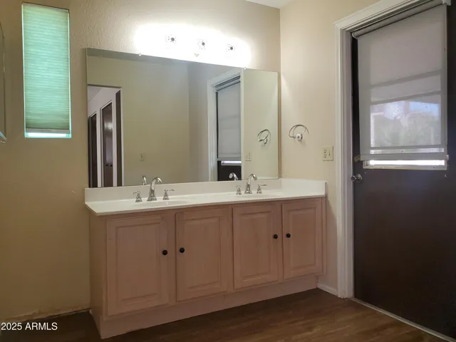 780