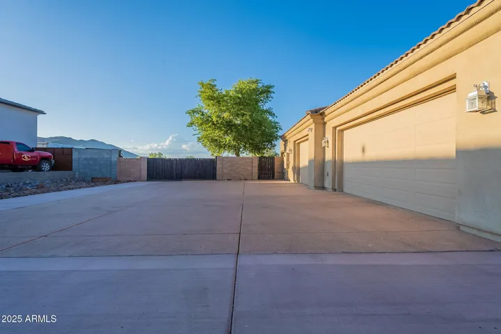 780