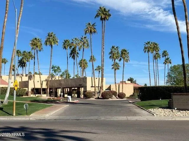 780