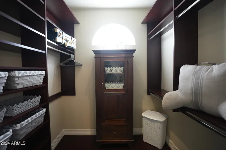 customized walk-in closet