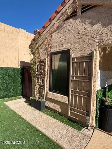 780