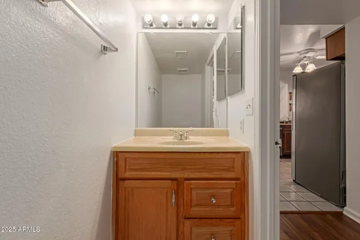 780