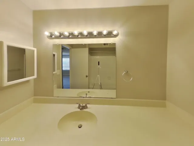 780
