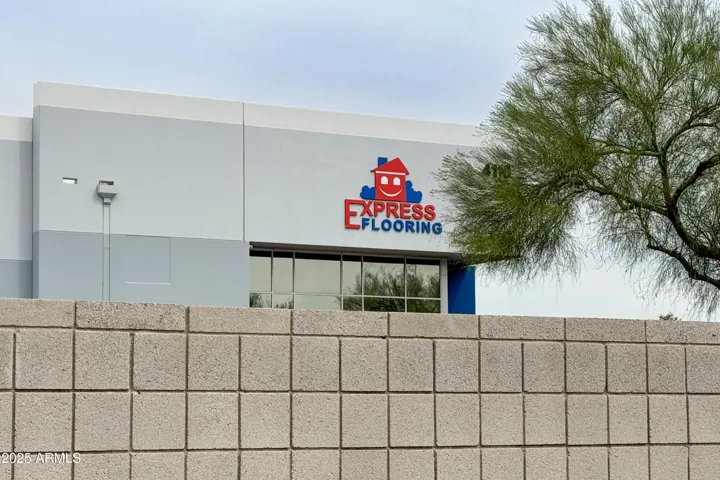 780