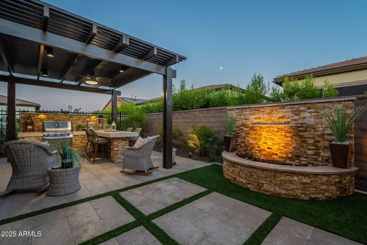 429 E VETERANS  Way, Queen Creek, AZ 85140