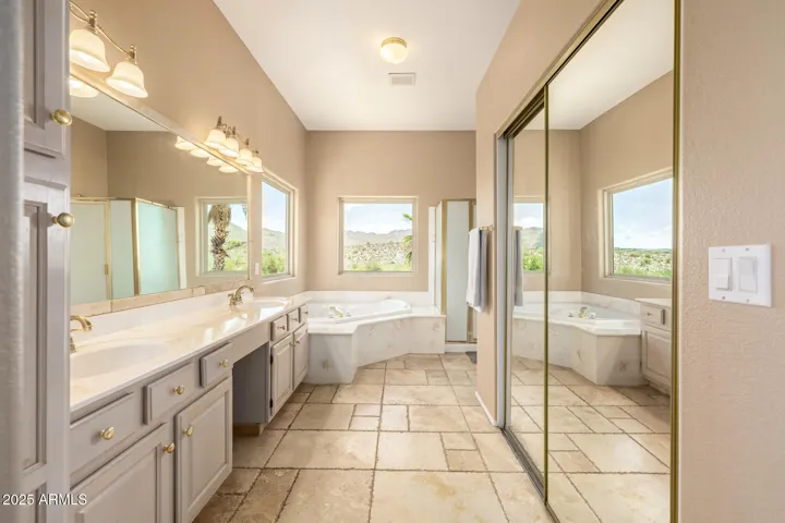 Main bathroom
