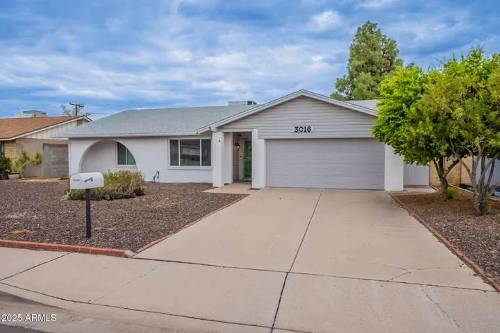 3016 W ACOMA  Drive, Phoenix, AZ 85053