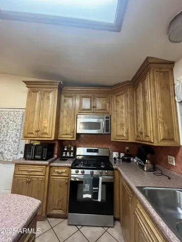 780
