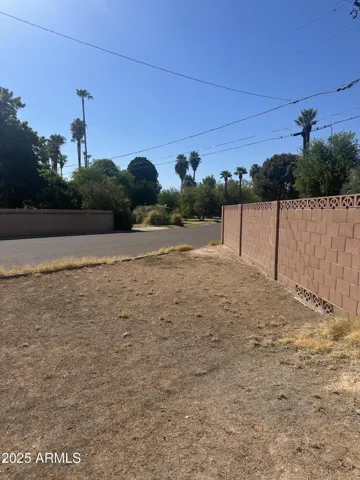 780