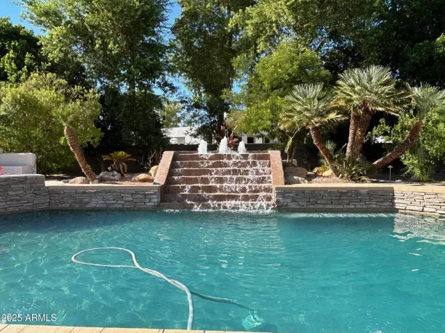 780