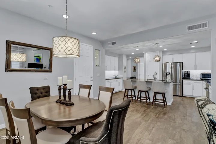 250 W QUEEN CREEK  Road, Chandler, AZ 85248