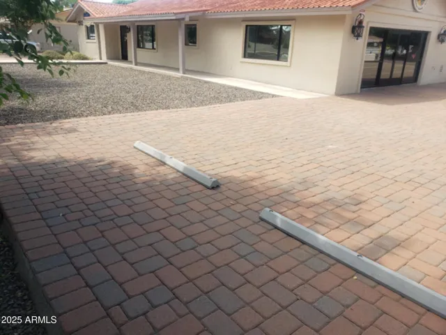 1502 W NORTHERN  Avenue, Phoenix, AZ 85021