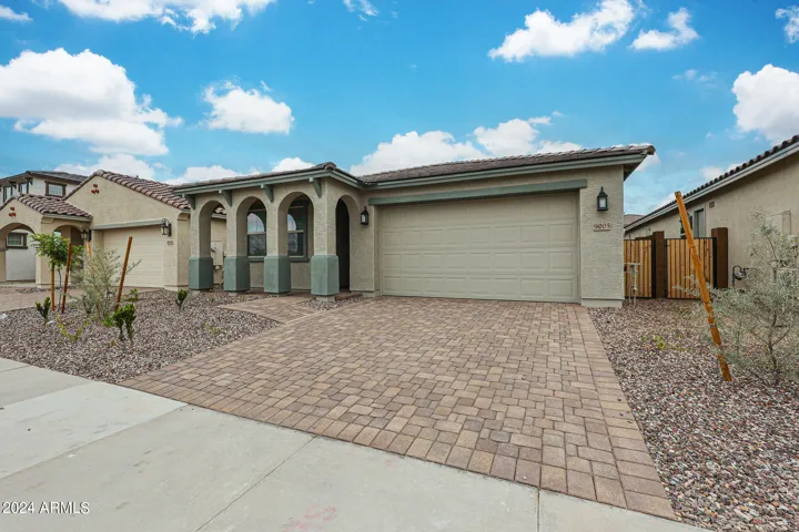 9005 W Georgia  Avenue, Glendale, AZ 85305