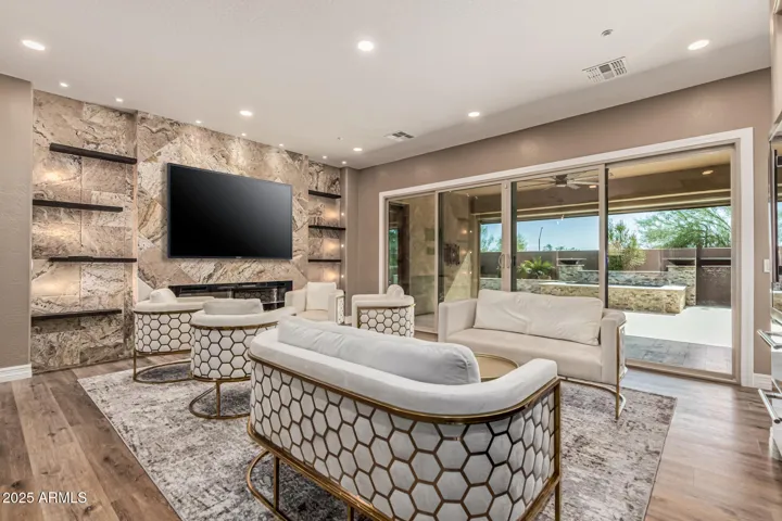 40722 N Harbour Town  Court, Anthem, AZ 85086